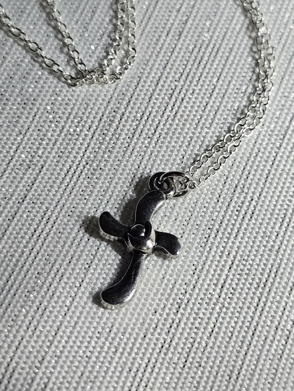 Minimalist Silver-toned Cross Pendant Necklace - Women Jewelry